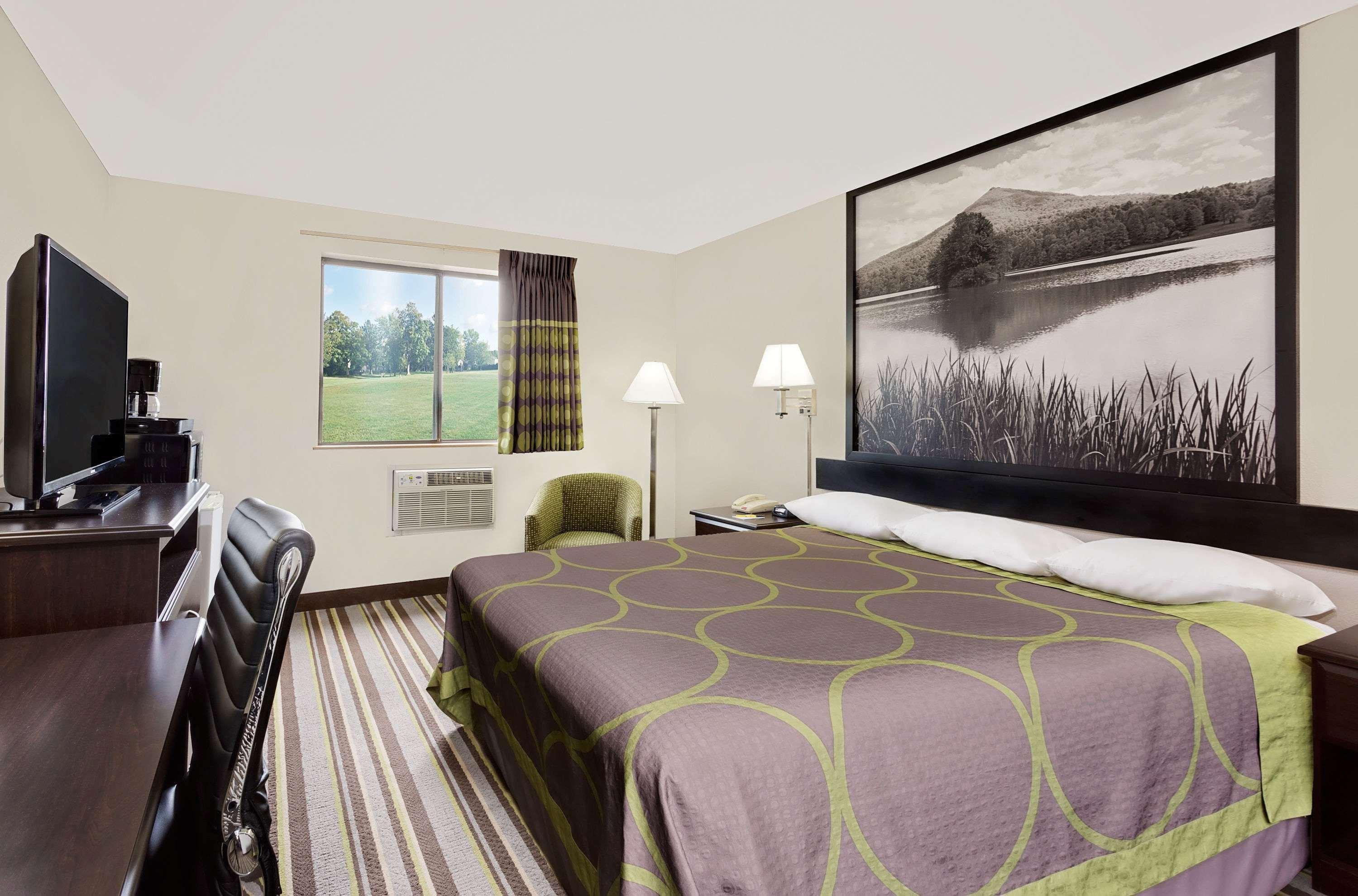Super 8 By Wyndham Waynesboro Hotel Luaran gambar