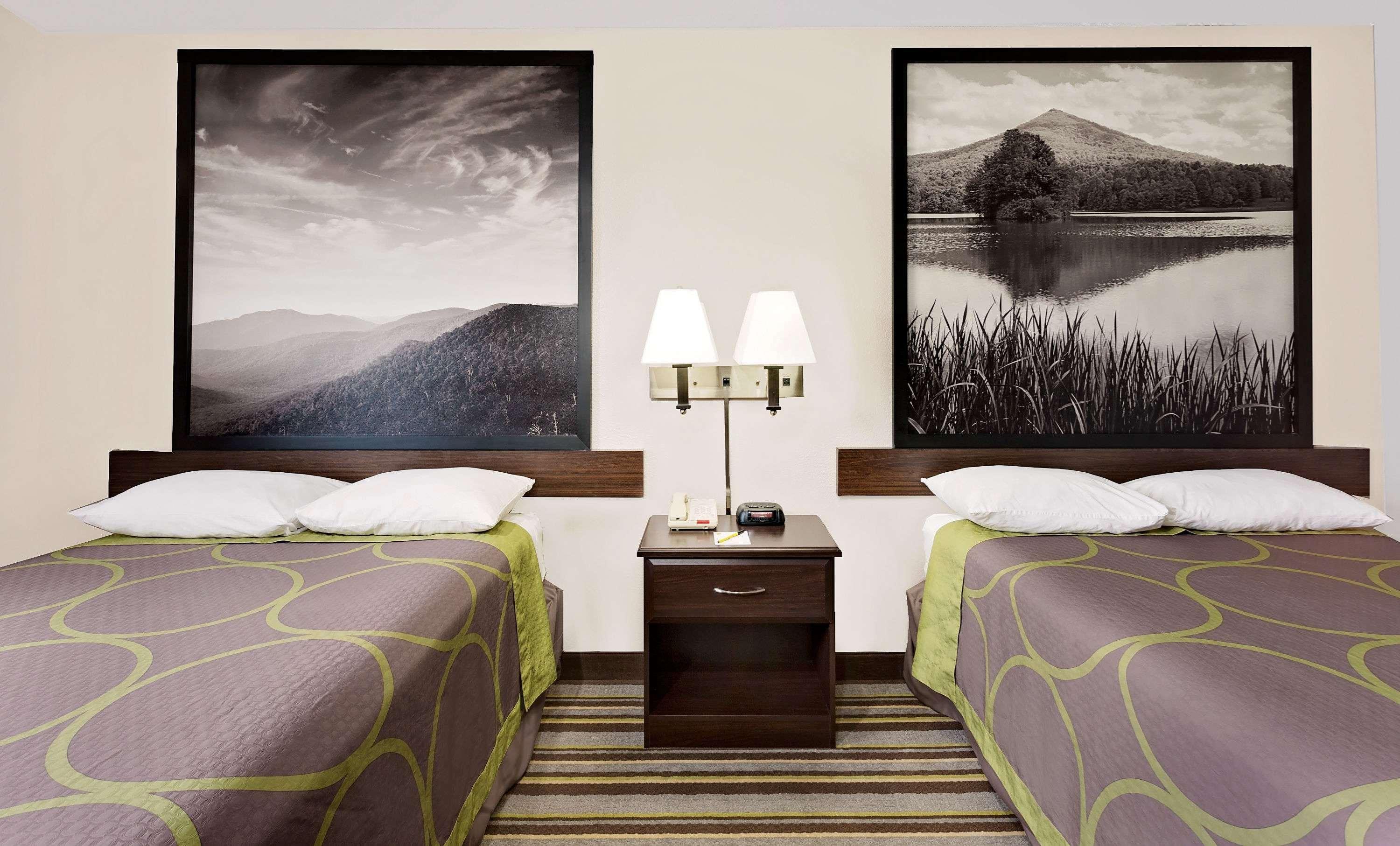 Super 8 By Wyndham Waynesboro Hotel Luaran gambar