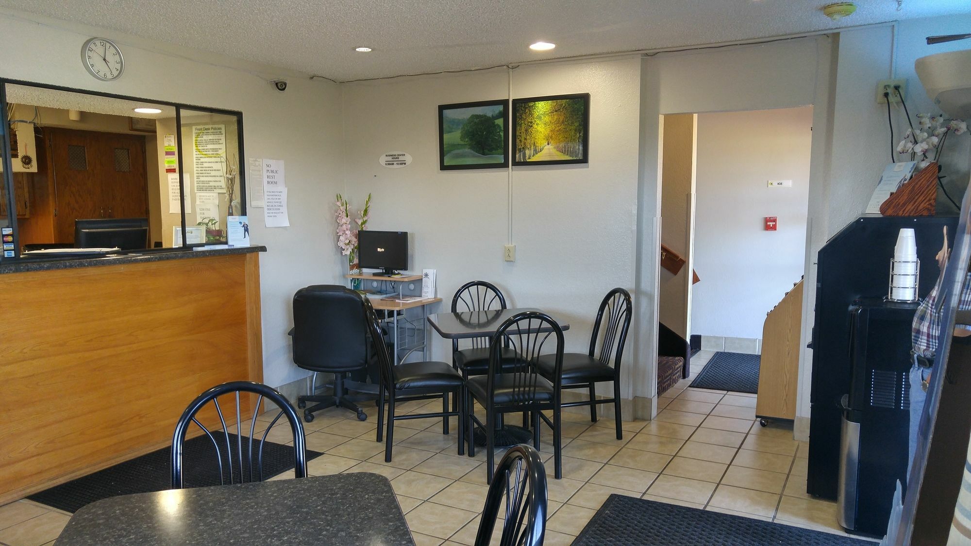 Super 8 By Wyndham Waynesboro Hotel Luaran gambar